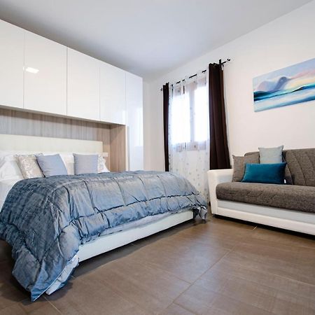 Luxury Penthouse, Olbia Apartment ภายนอก รูปภาพ